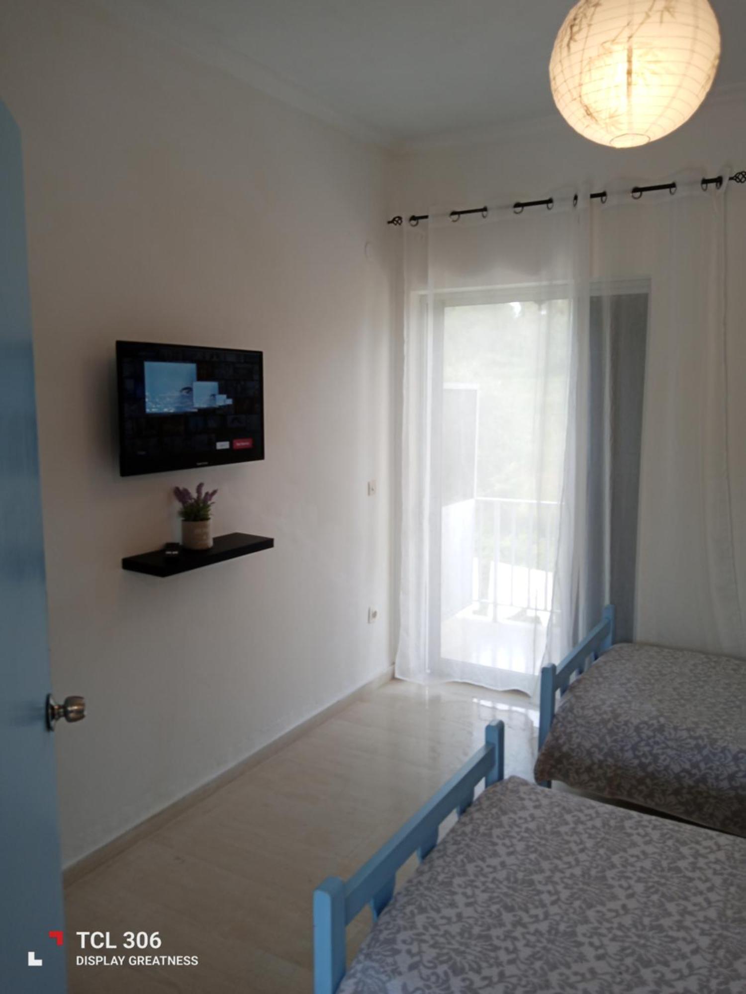 Rose Mesonghi Appartement